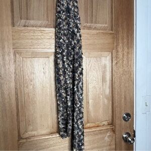 Brazen Chunky Knit Scarf in gray and Tan
